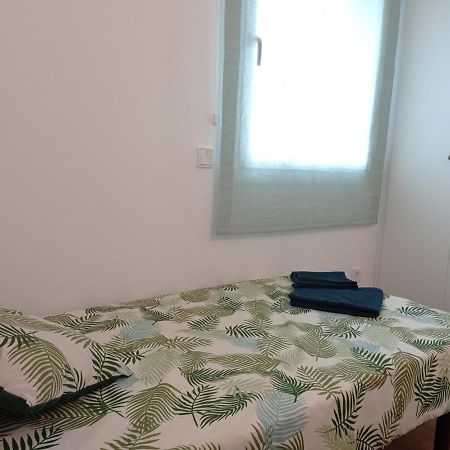 Davant Mar - Apartamento Con Terraza A Pie De Playa Roses Extérieur photo